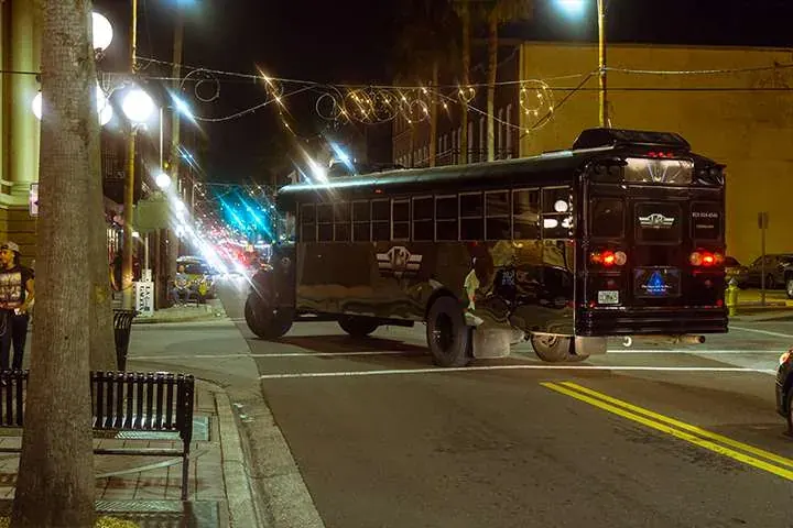 The Mirror Bus party bus, exterior