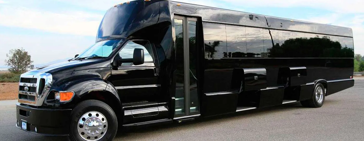 The Royale party bus — photo 7