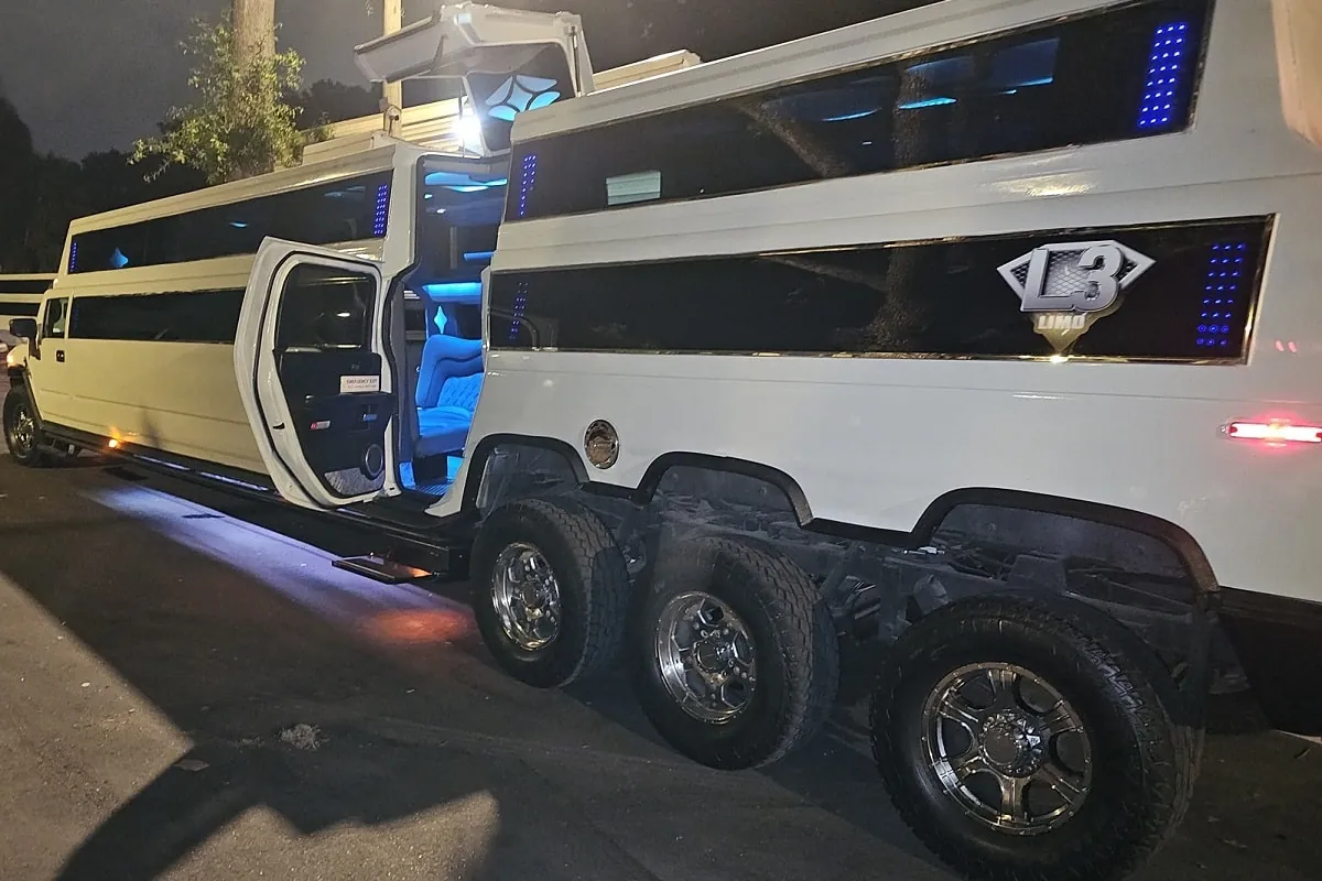The Beast Hummer Limo party bus — photo 2